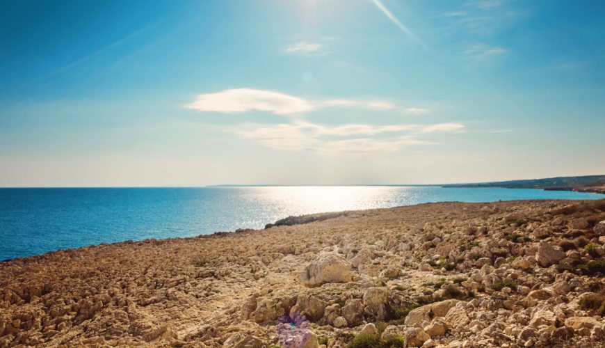 Ο απόλυτος ταξιδιωτικός οδηγός της Αγίας Νάπας: Τι να δείτε και να κάνετε